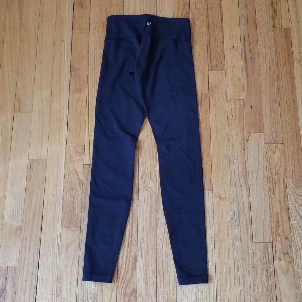 Lululemon black leggings